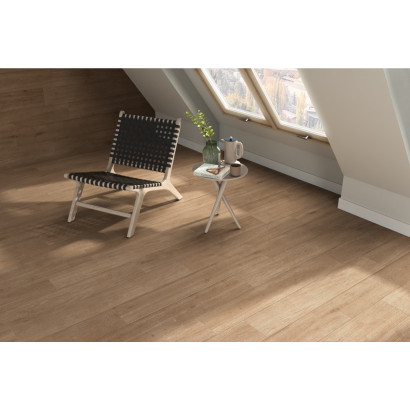 Hardwood nogal 20x120...
