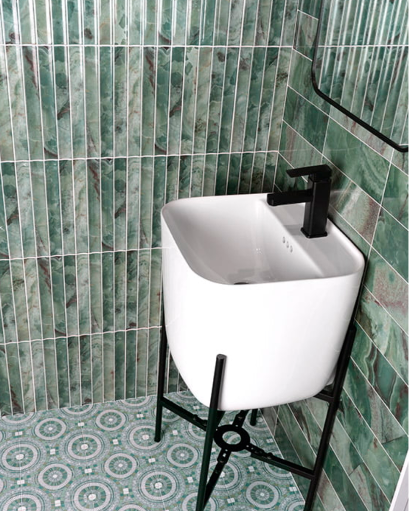 Chloe Emerald 10x30 - Faience effet marbre (carton de 1,02 m2)