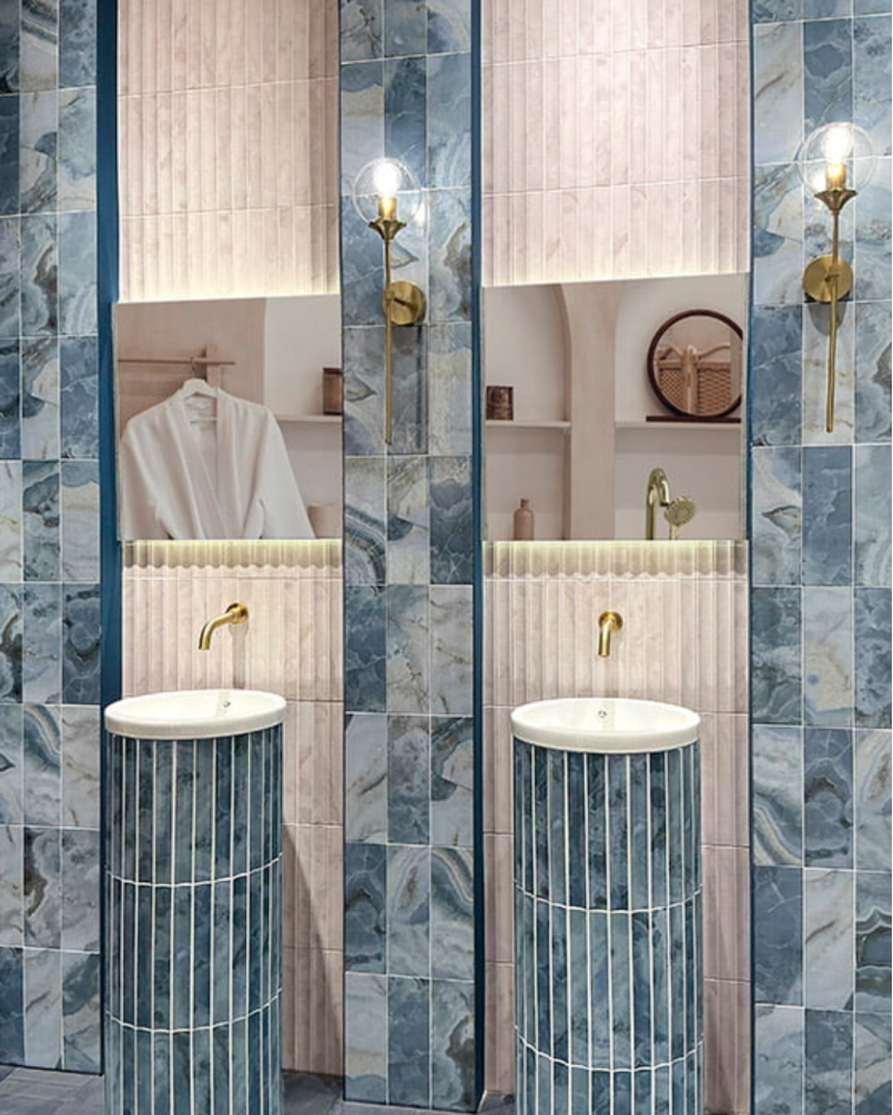 Chloe Aqua 10x30 - Faience effet marbre (carton de 1,02 m2)