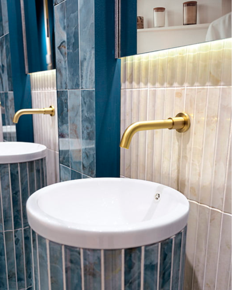 Chloe Aqua 10x30 - Faience effet marbre (carton de 1,02 m2)