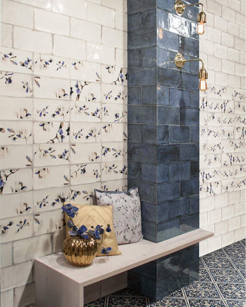 Fabola Blu 15x30 - Faience à motifs floraux (carton de 1 m²)