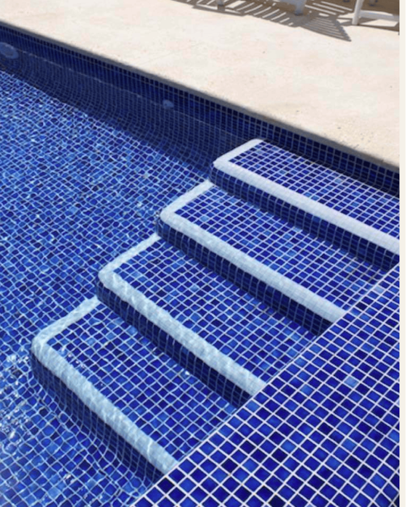 Niebla Fuerte 2,5x2,5 - Mosaïque piscine (carton de 2 m²)