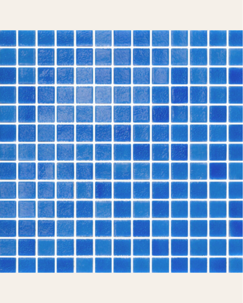Niebla Azul 2,5x2,5 - Mosaïque antidérapant pour piscine (carton de 2 m²)